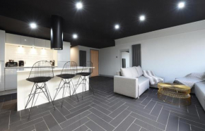Swan Street Suite Sleeps 23